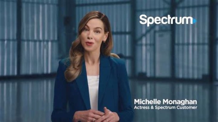 Discover The Impact Of Spectrum Mobile Commercial Actresses: Unveiling Brand Secrets