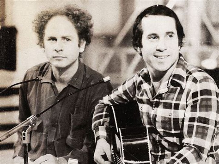 Paul Simon And Carly Simon's Surprising Truth
