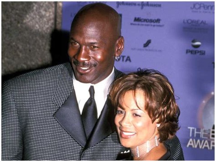 Unveiling The Extraordinary Life Of Michael Jordan's Wife, Juanita